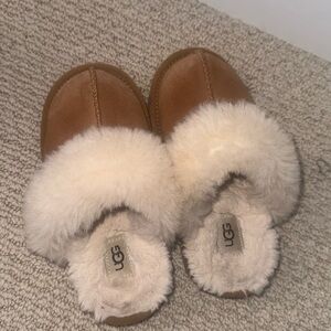 UGG Kids' Brown and Cream Cozy Slippers